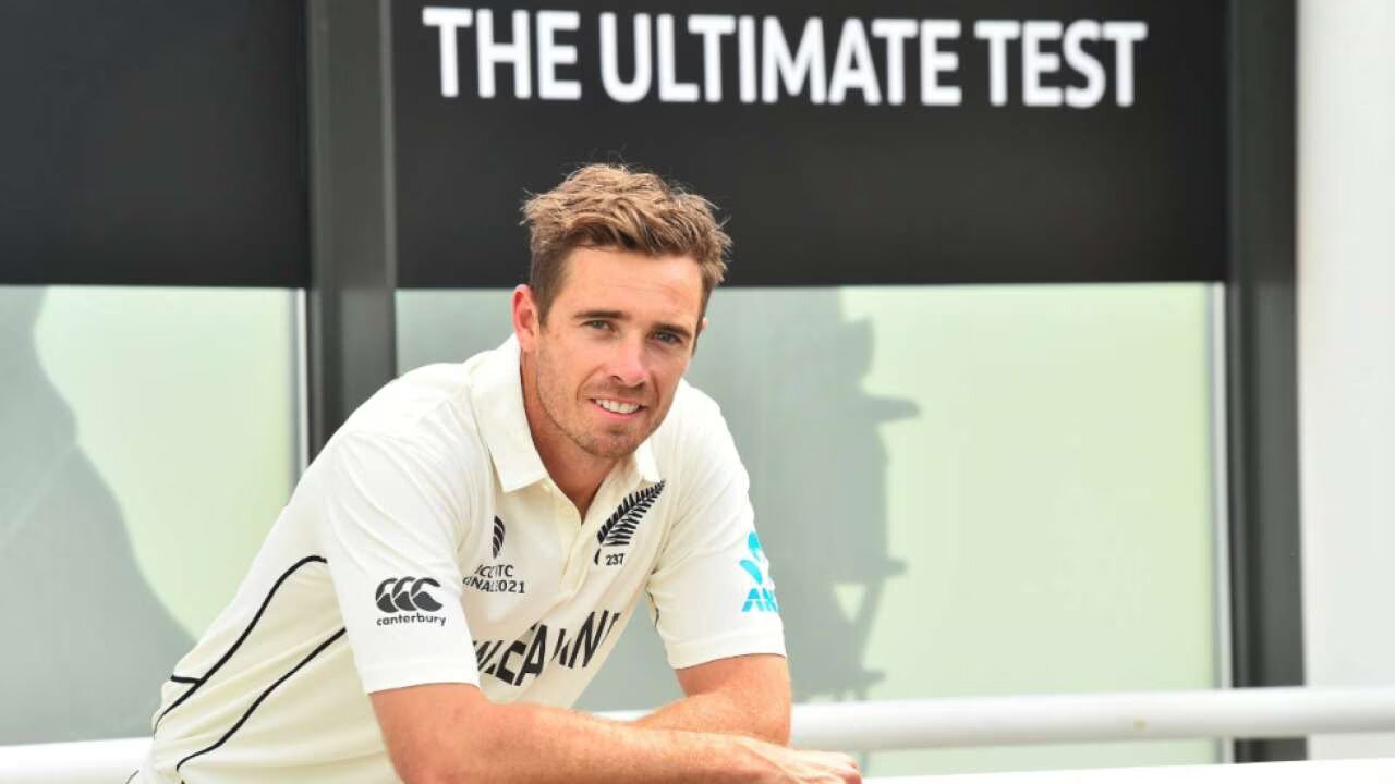 Tim Southee equals MS Dhoni in incredible Test batting record